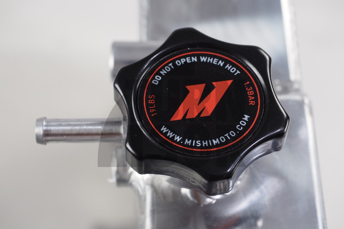 Mishimoto Radiateur Mitsubishi Lancer Evo 7 / 8 / 9 Mishimoto Radiateur Mitsubishi Lancer Evo 7 / 8 / 9