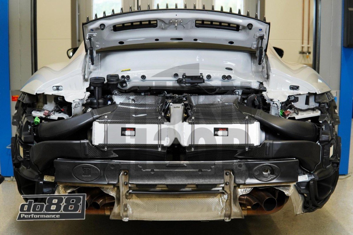 Do88 Kit Intercooler pour Porsche 911 992 Turbo Do88 Kit Intercooler pour Porsche 911 992 Turbo
