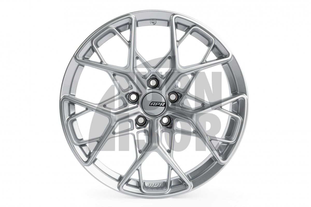 APR A01 Flow Formed Wheel Silver / 20 x 9 - 5x112 ET37 APR A01 Flow Formed Wheel Silver / 20 x 9 - 5x112 ET37