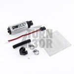 Kit de pompe à carburant DW200 / DW300 ou DW420 pour Subaru Impreza GT GC8 et WRX / STI 01-07 Deatschwerks