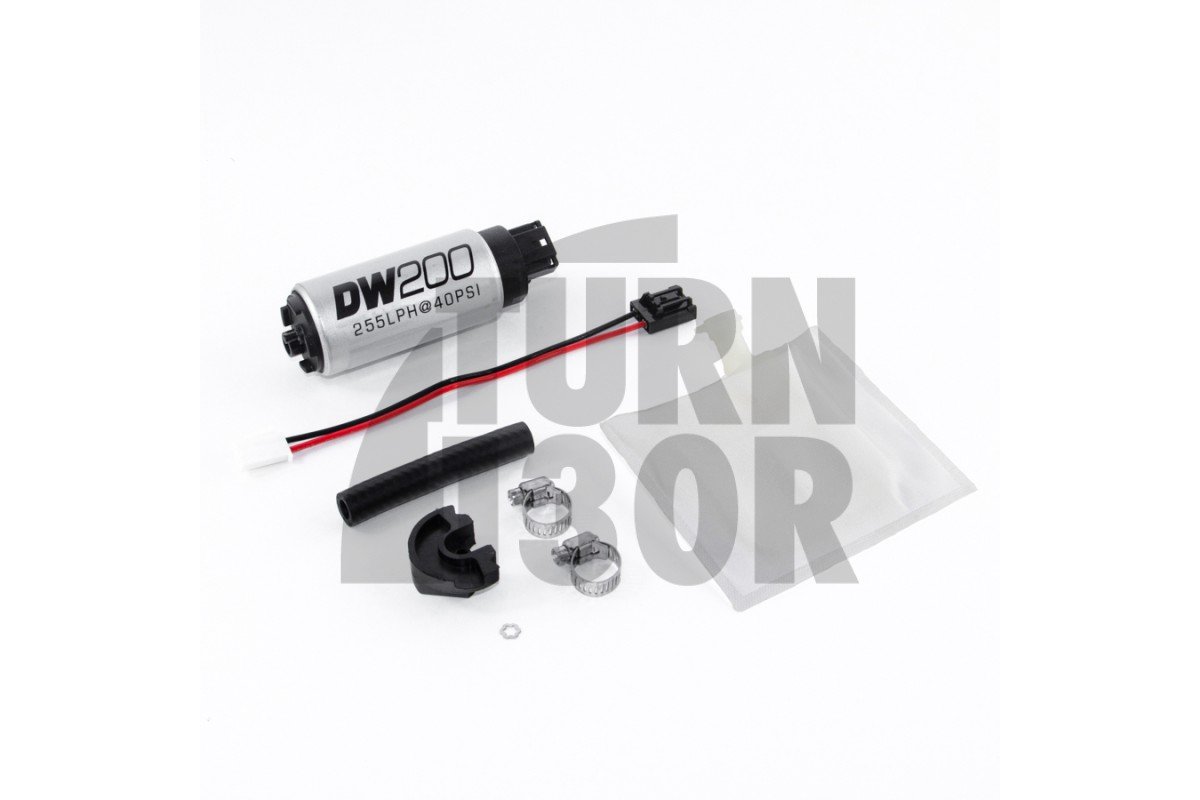 Kit de pompe à carburant DW200 / DW300 ou DW420 pour Subaru Impreza GT GC8 et WRX / STI 01-07 Deatschwerks