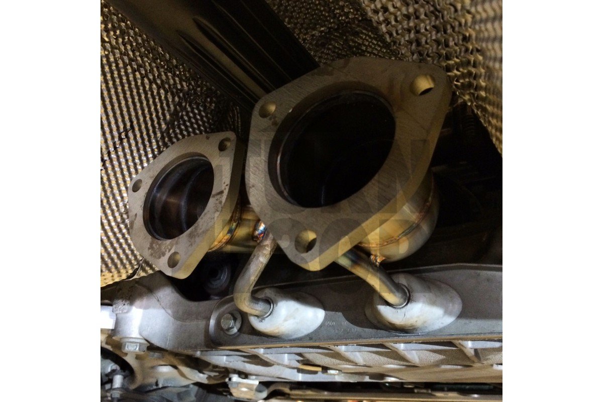 CTS Turbo Downpipe pour Audi TTRS Mk2 et RS3 8P