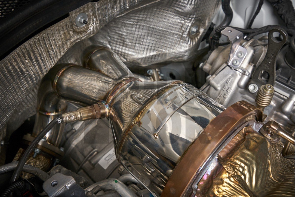 CTS Turbo Decat Downpipe pour Audi S4 et S5 B9