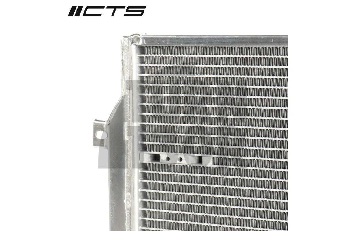 Radiateur en alliage pour Golf 6 GTI / Leon 2 FR / Scirocco 2.0 TFSI EA888.1 / 2 CTS Turbo