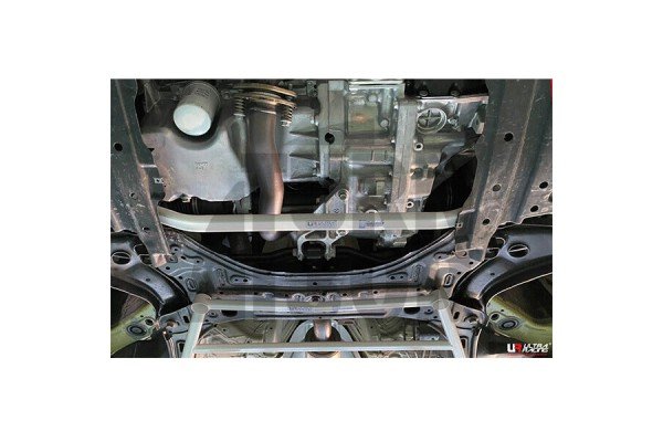 Barre inférieure avant Ultra Racing Suzuki Swift Sport ZC33S